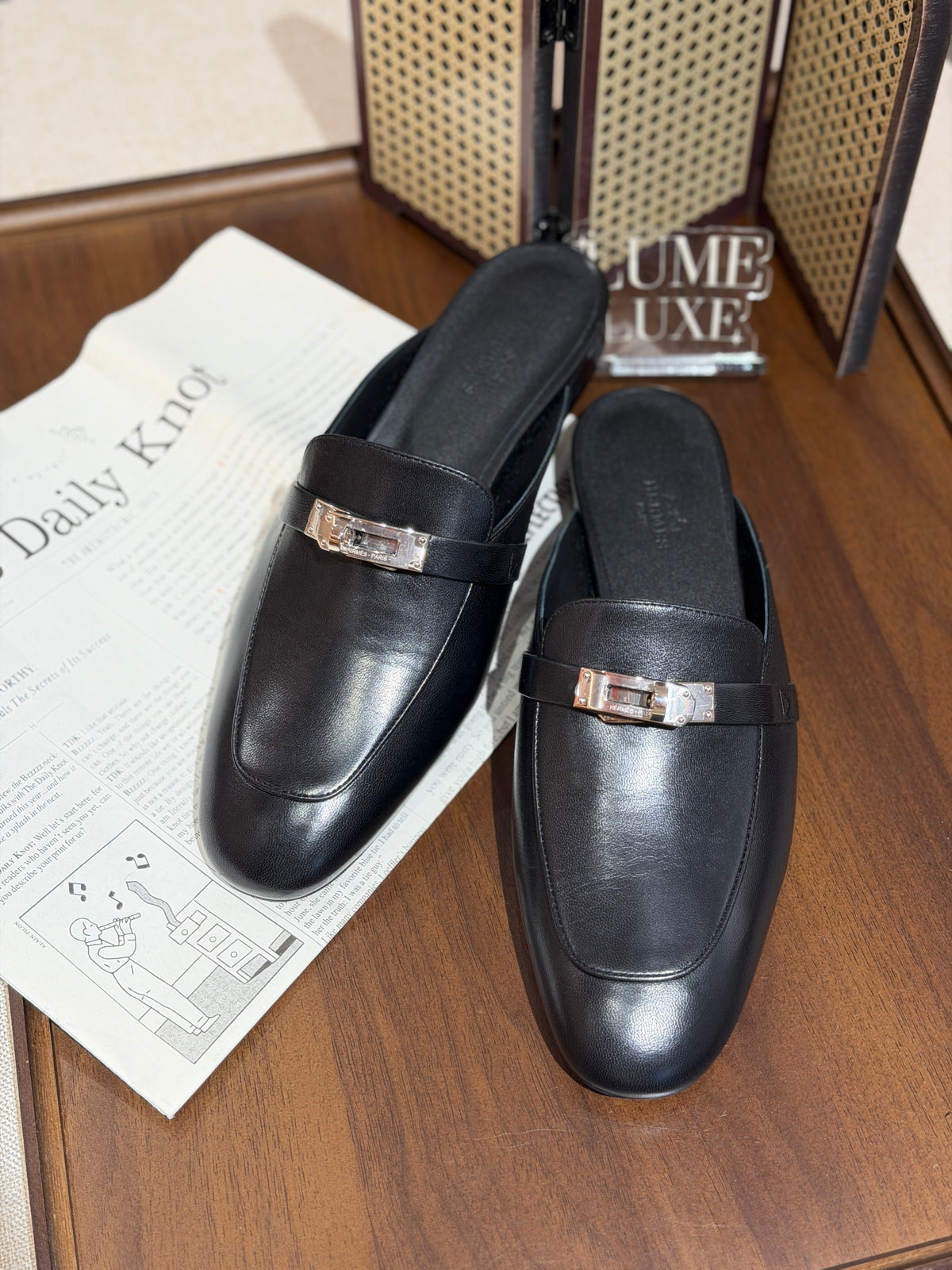 [New] Hermès Oz Mule Black Silver 39.5