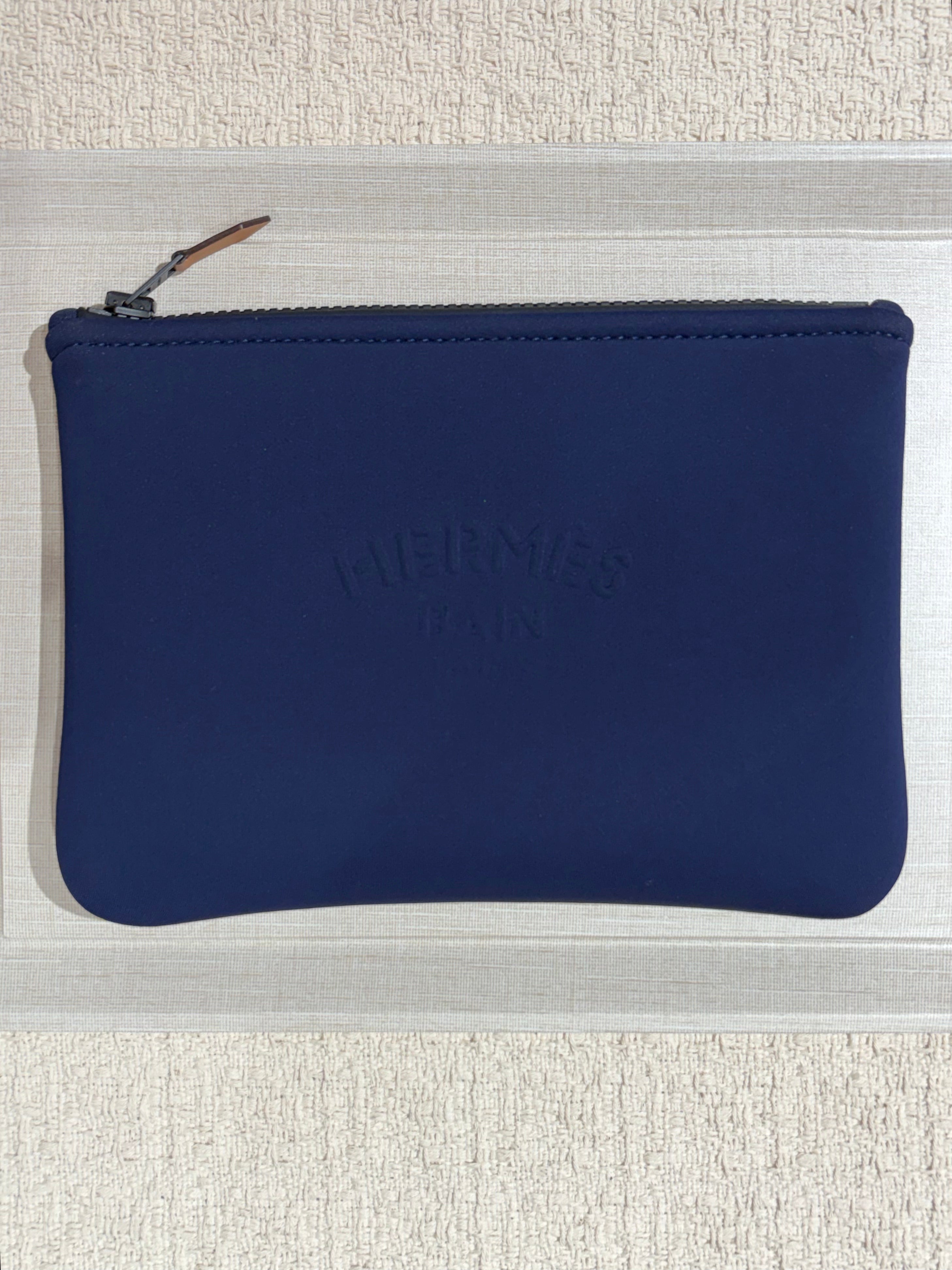 [Preloved] Hermès Neobain case Bleu Marine, small model