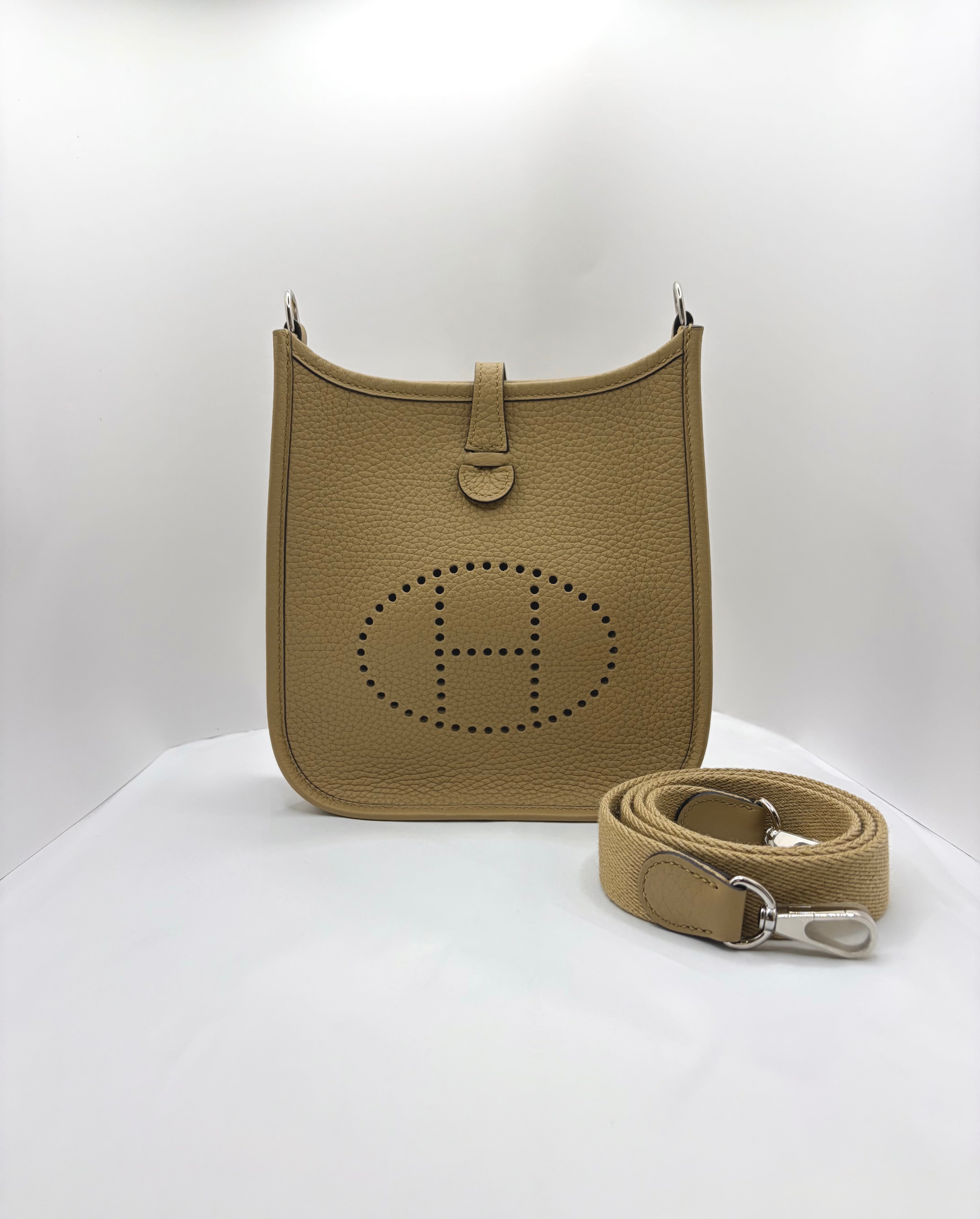 [New] Hermès Evelyne 16 Poussiere TC CK