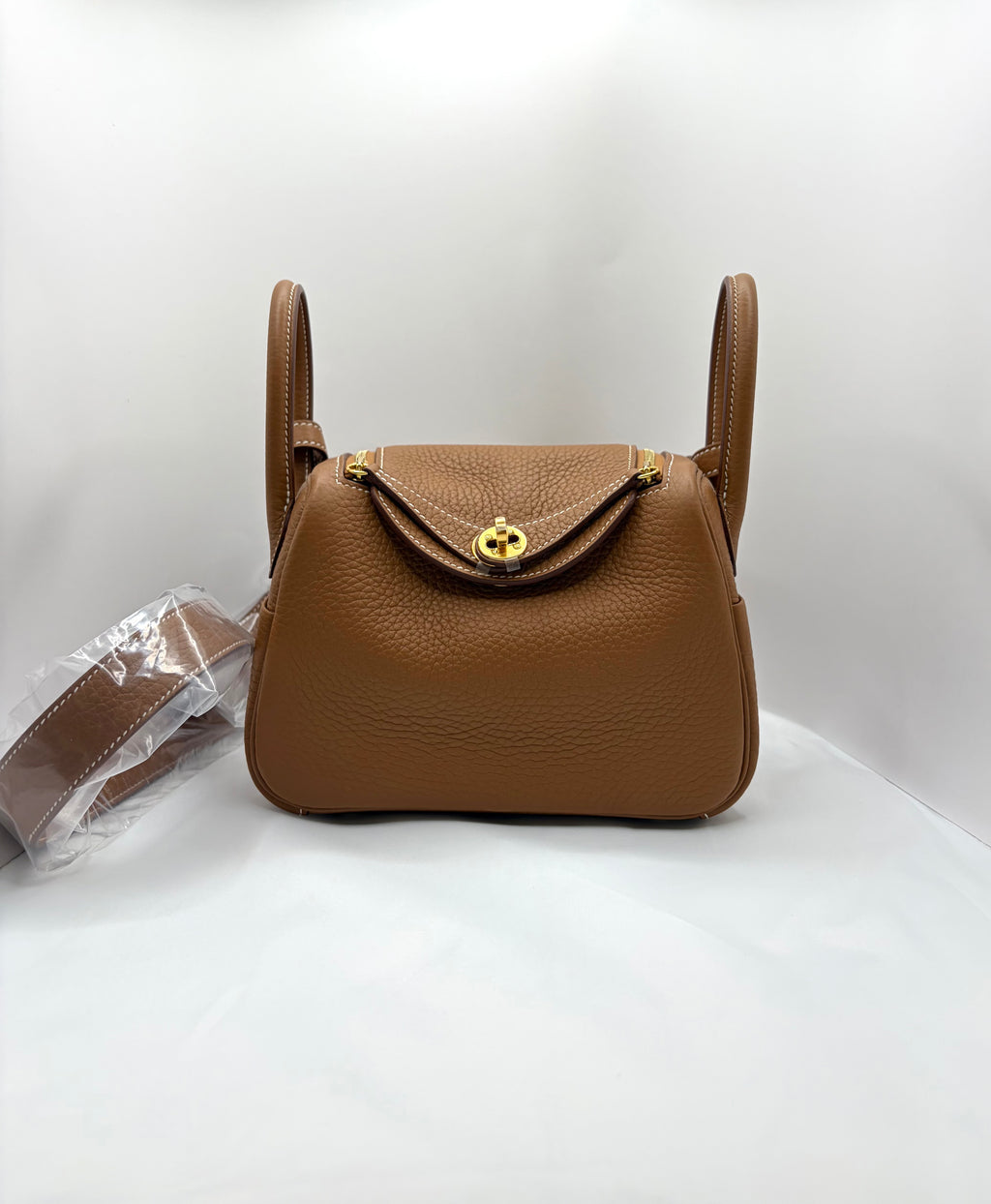 [New] Hermès Mini Lindy II Gold TC CC