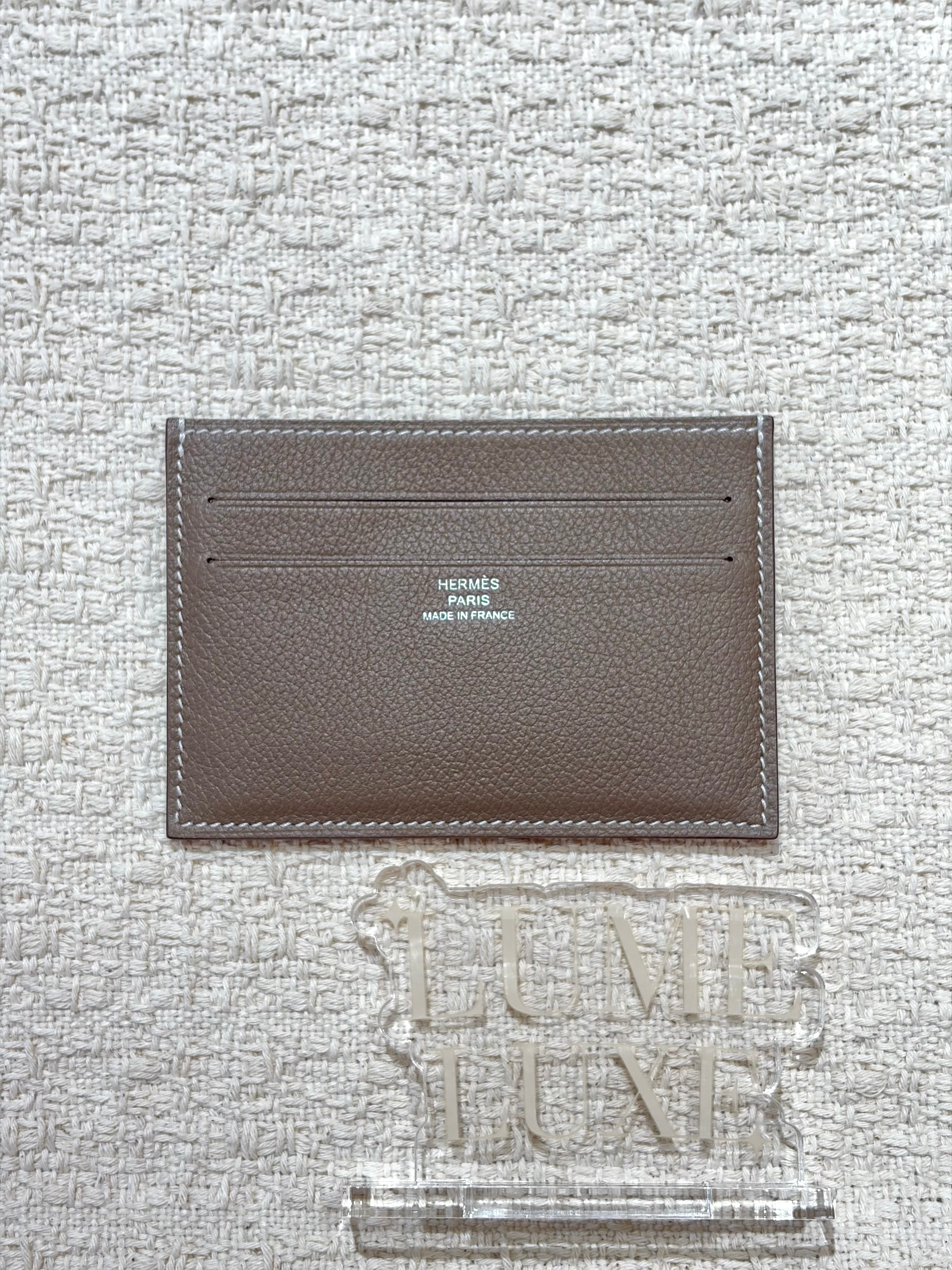 [New] Hermès Citizen Twill card holder Etoupe Evercolor