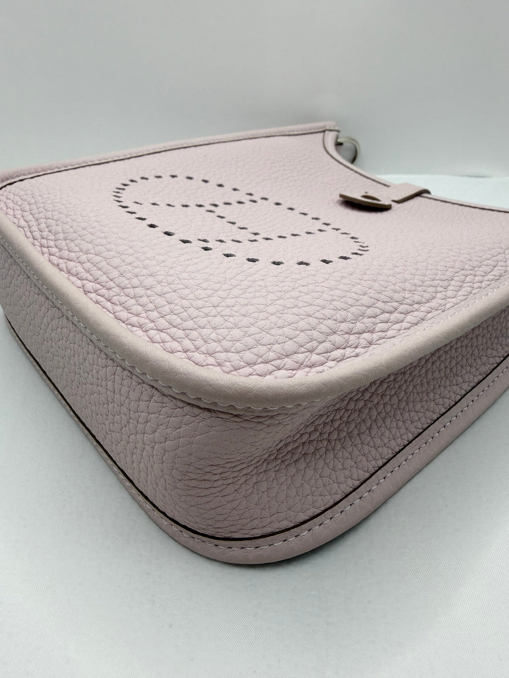 [Preloved] Hermès Mini Evelyne Mauve Pale TC CK