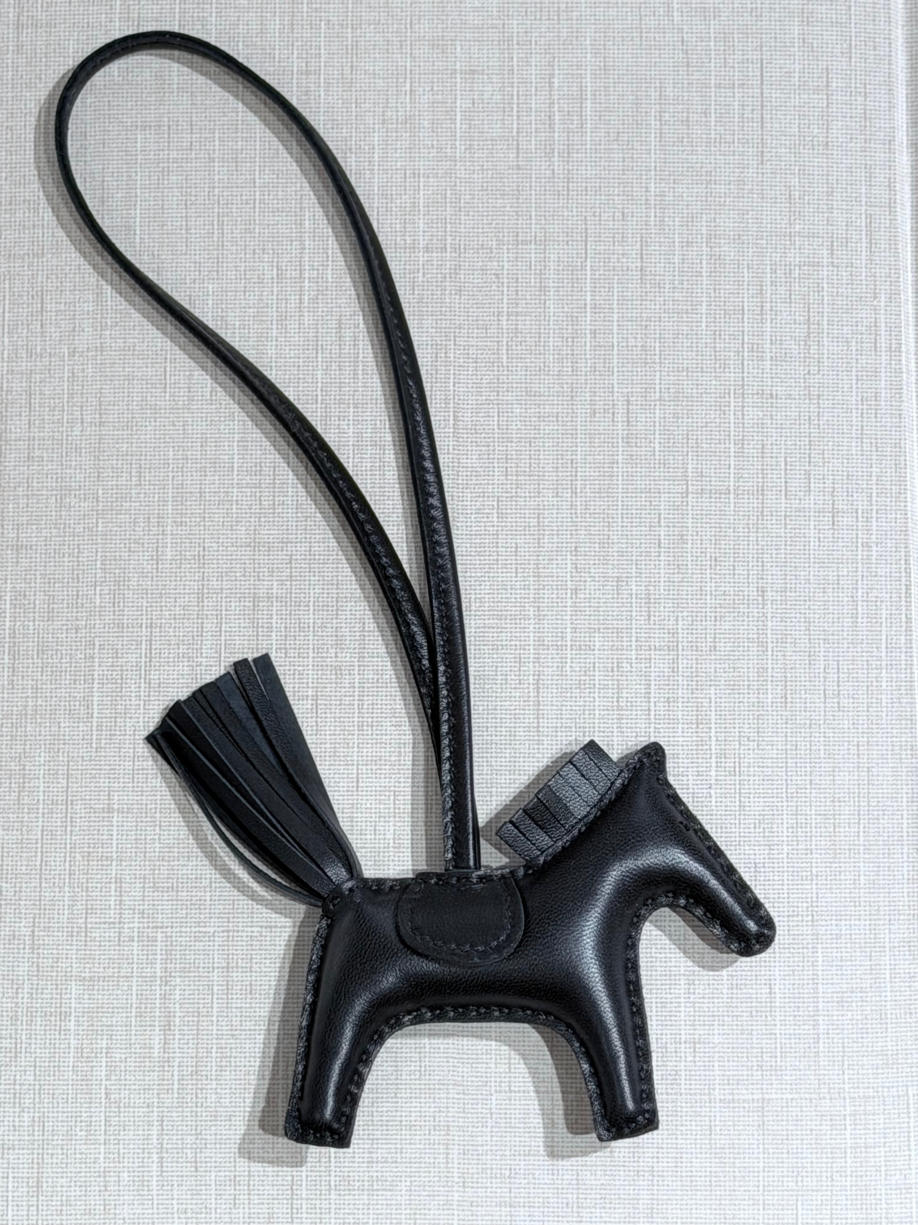 [New] Hermès Rodeo So Black PM