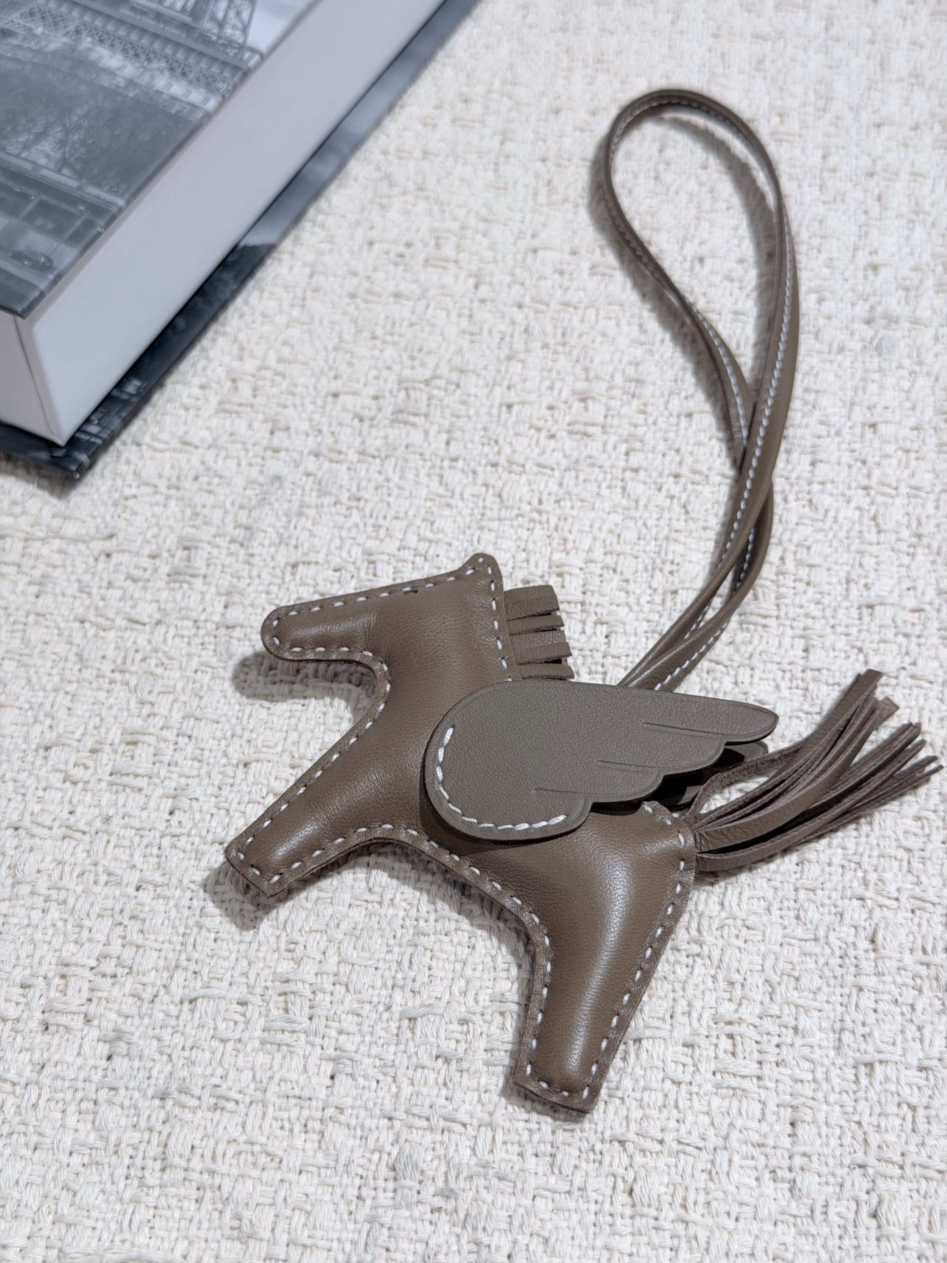 [New] Hermès Rodeo Pegase So Etoupe PM