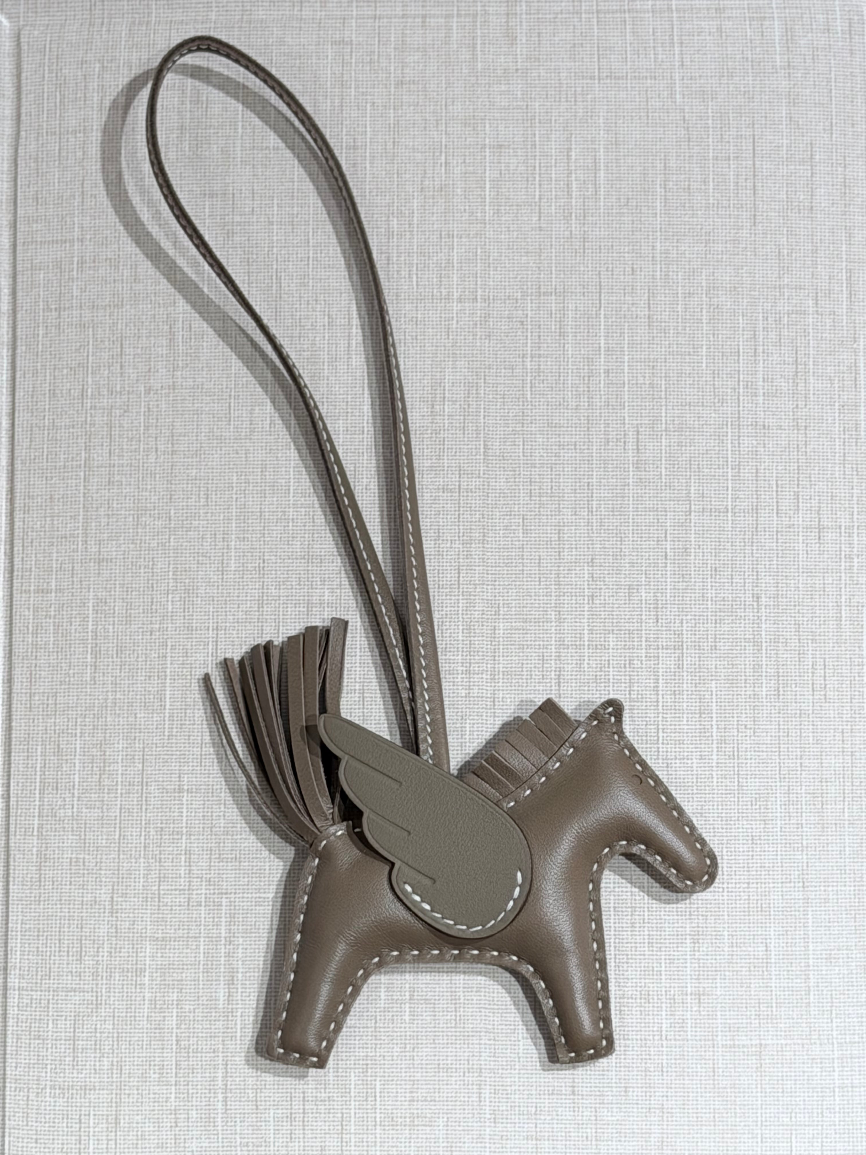 [New] Hermès Rodeo Pegase So Etoupe PM