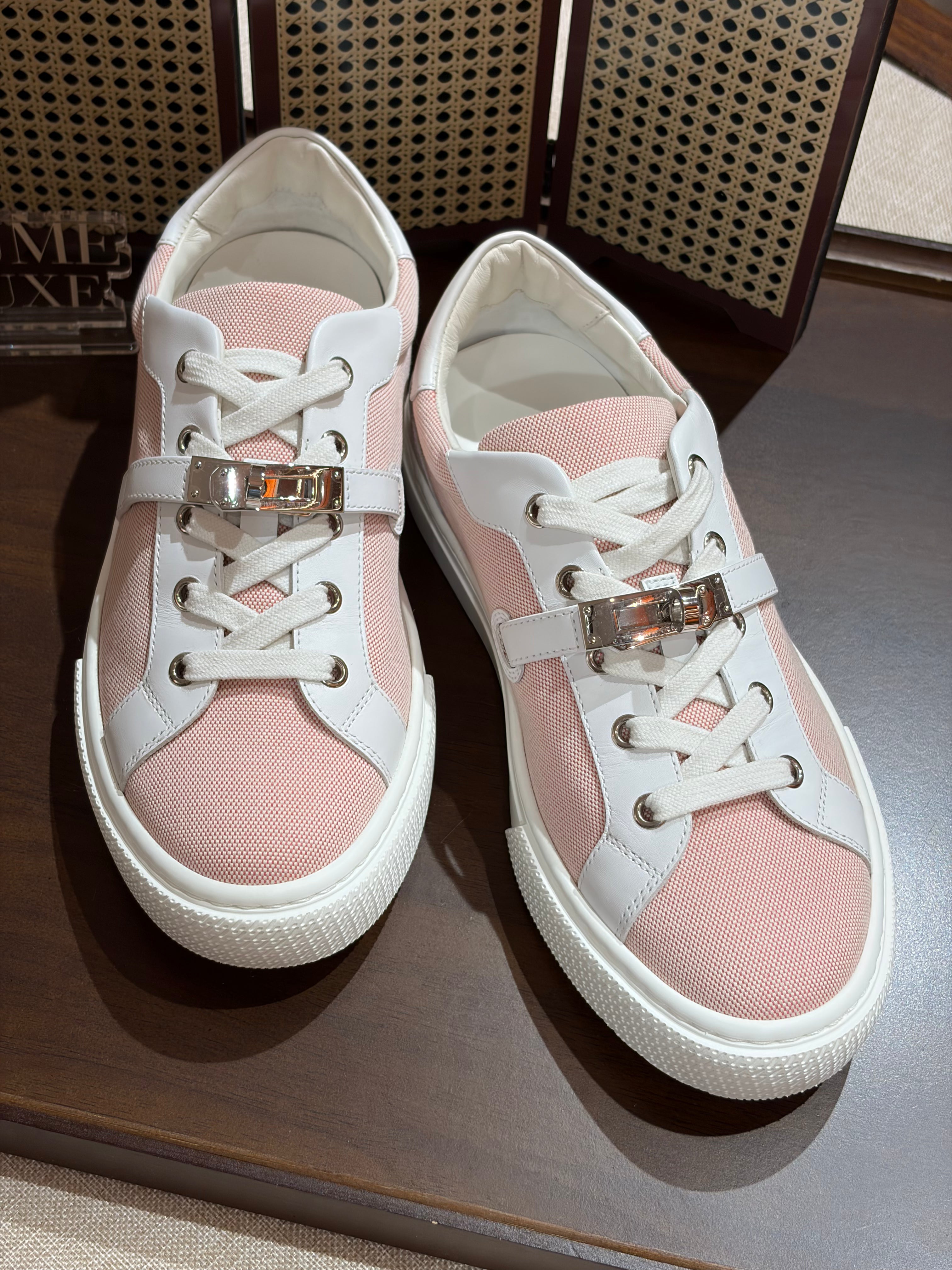 [New] Hermès  Day Sneakers Framboise/Blanc Canvas/Calfskin CK 38.5