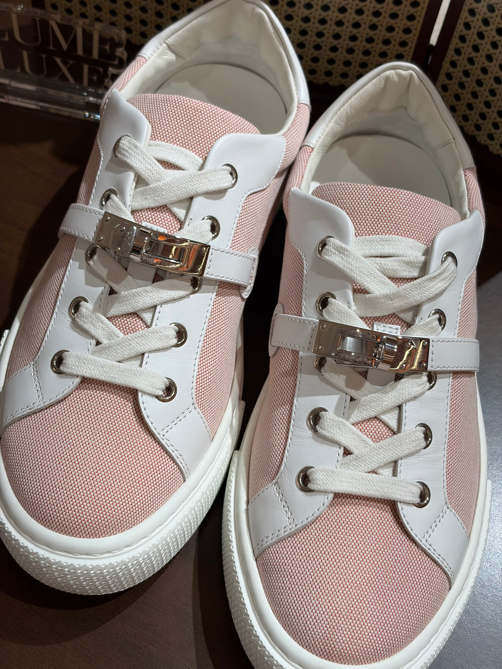 [New] Hermès  Day Sneakers Framboise/Blanc Canvas/Calfskin CK 38.5