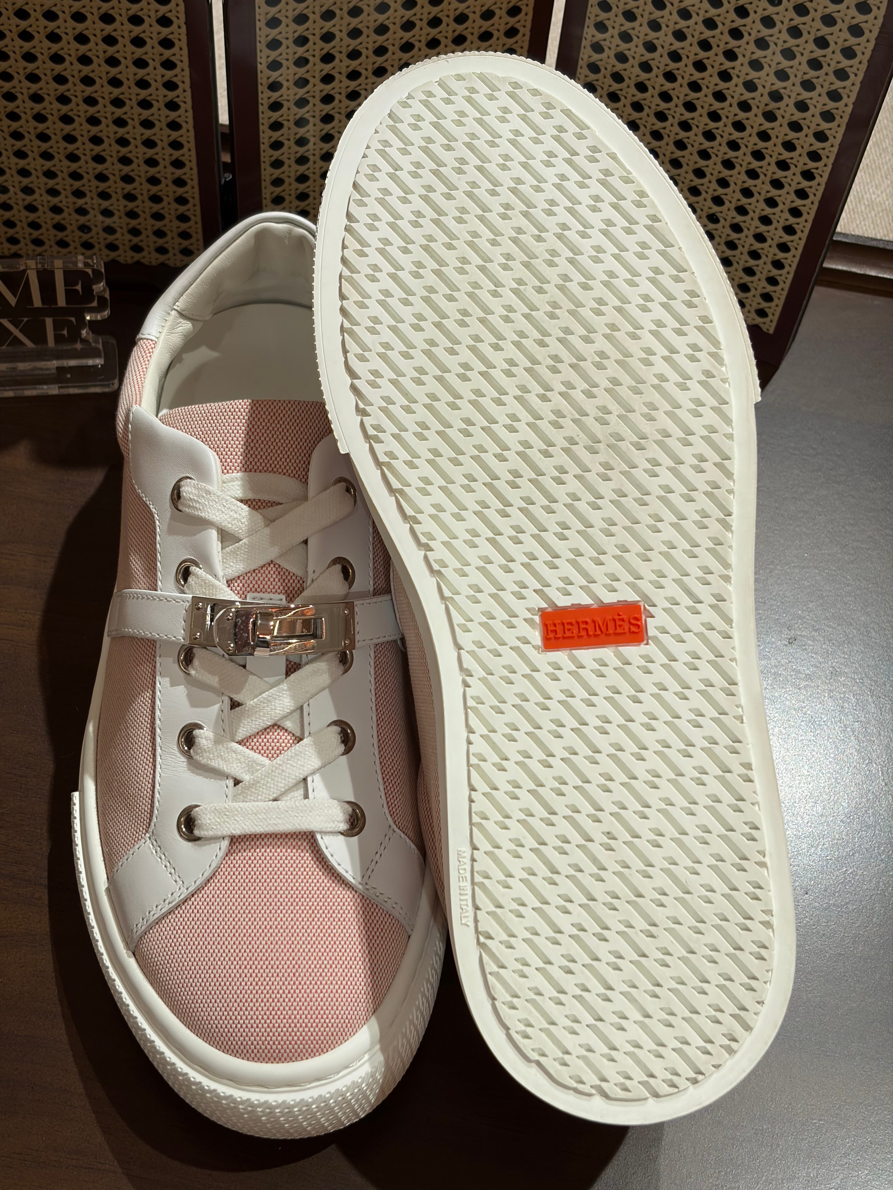 [New] Hermès  Day Sneakers Framboise/Blanc Canvas/Calfskin CK 38.5