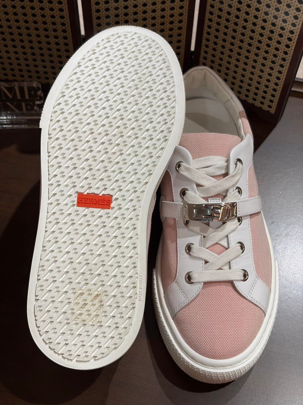 [New] Hermès  Day Sneakers Framboise/Blanc Canvas/Calfskin CK 38.5