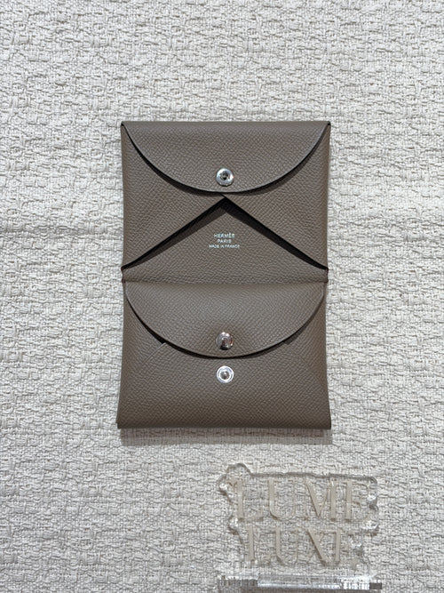 [New] Hermès Calvi Duo Compact card holder Etoupe Epsom