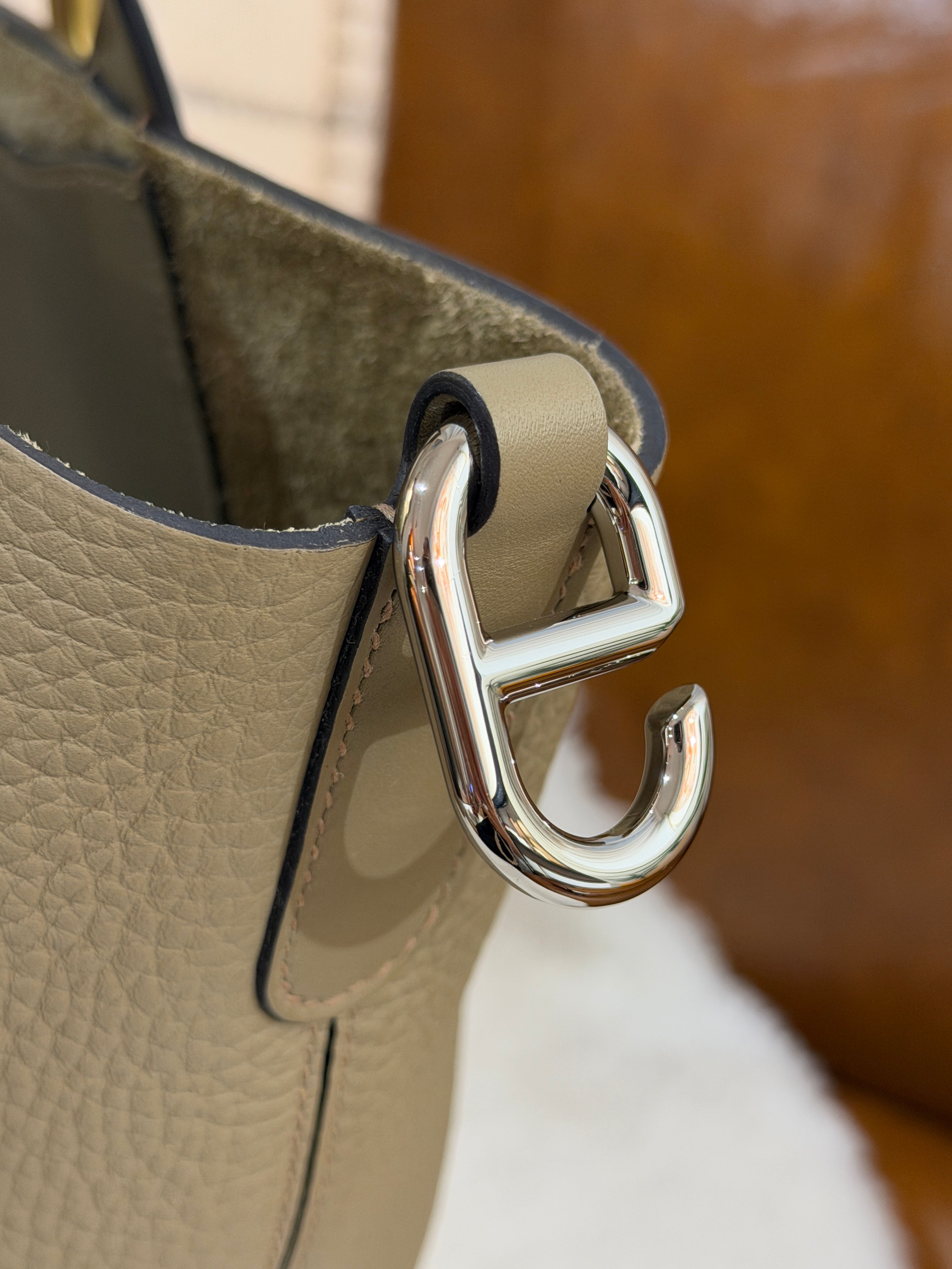 [Preloved] Hermès In-The-Loop 23 Beige Marfa TC CK
