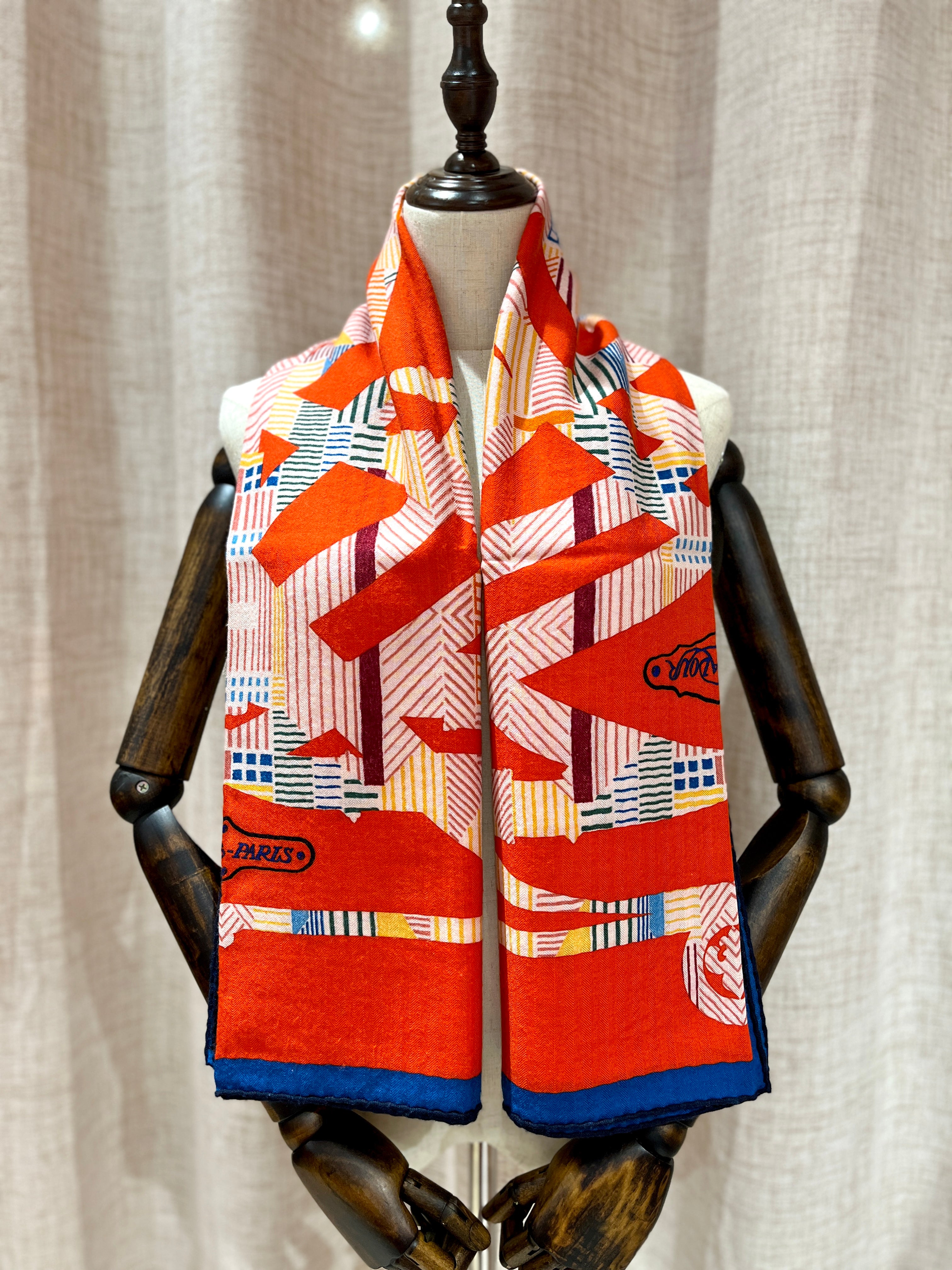 [Preloved] Hermès Shawl 140 Cashmere