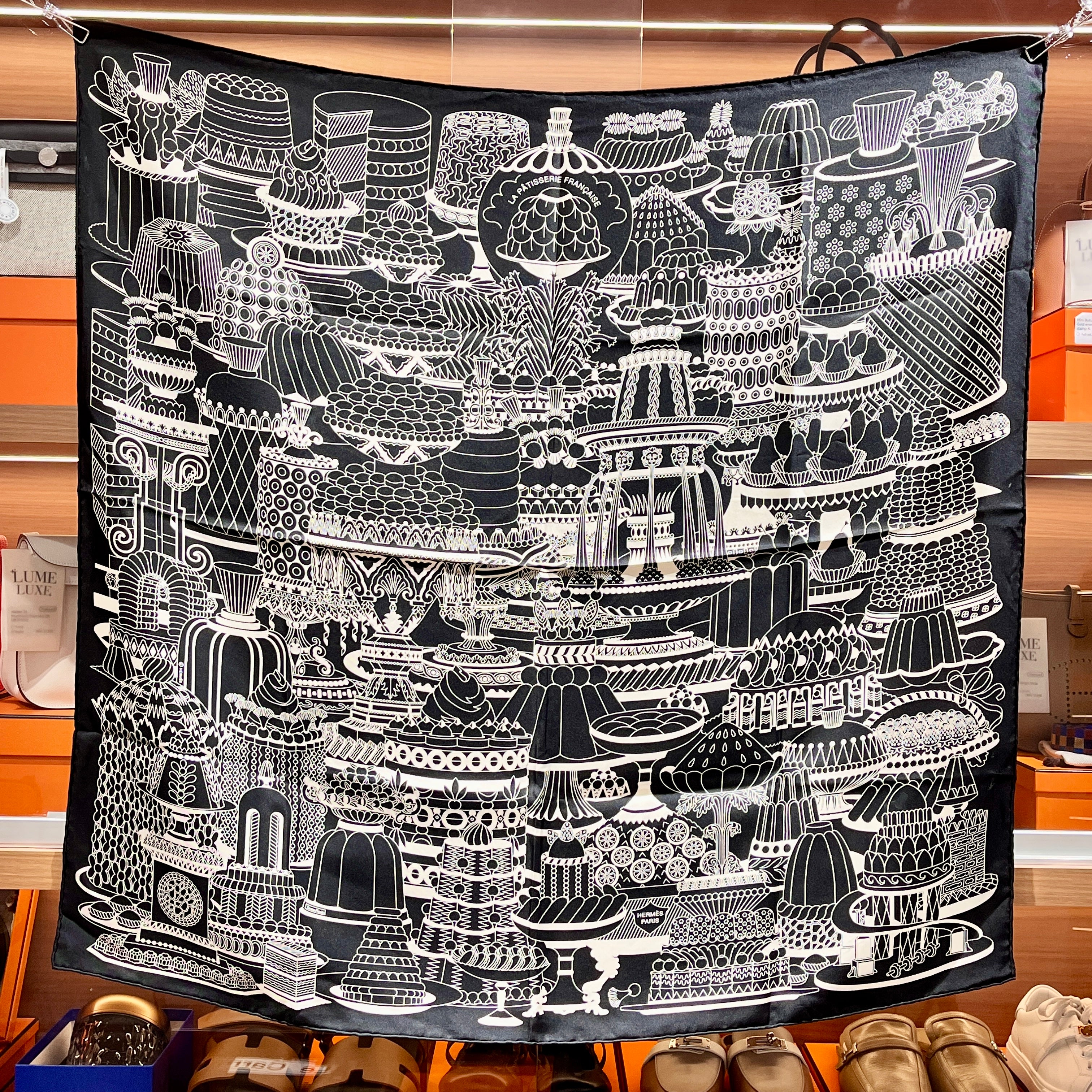 [Preloved] Hermès Scarf 90 Silk