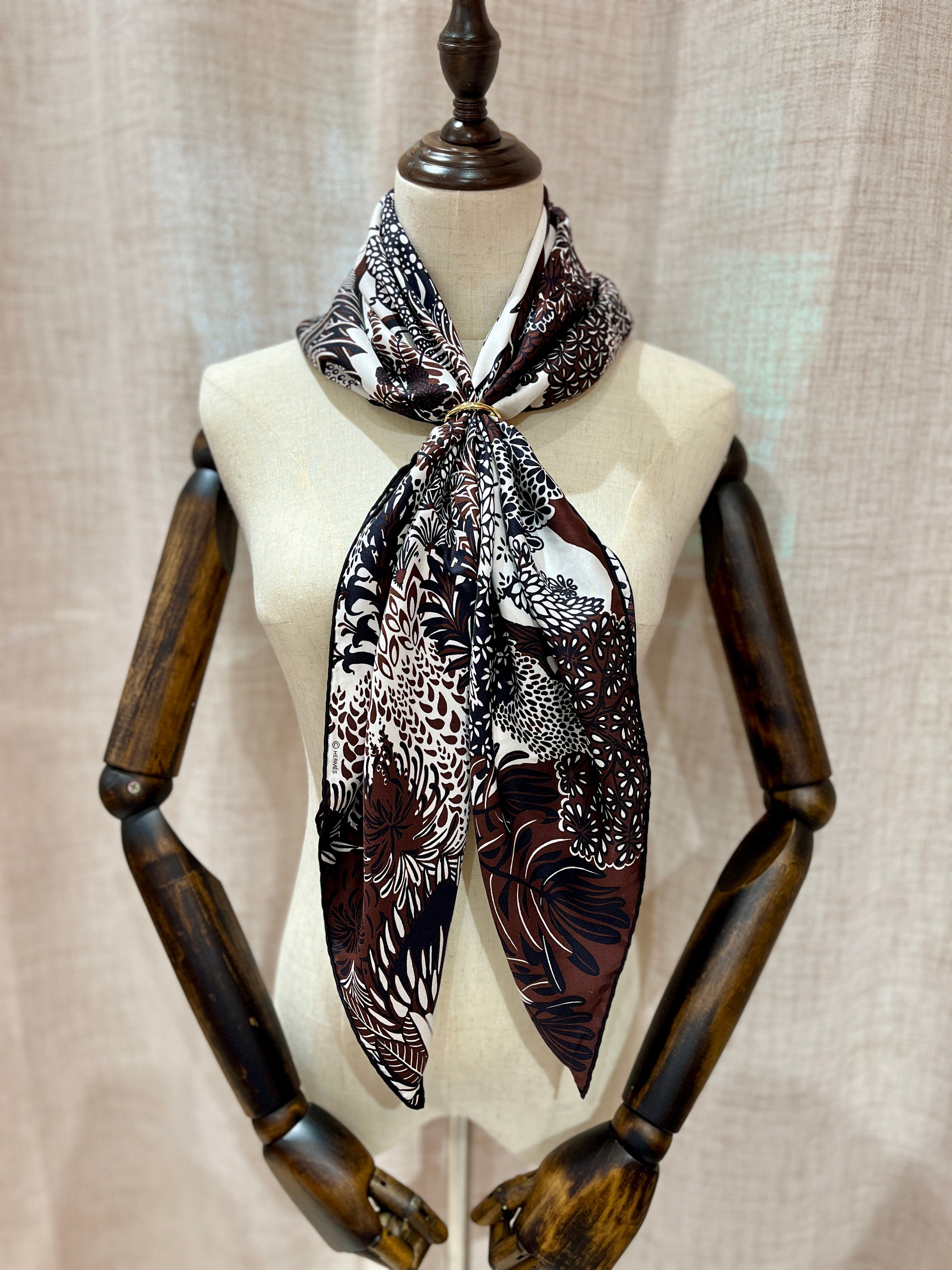 [Preloved] Hermès Scarf 90 Silk