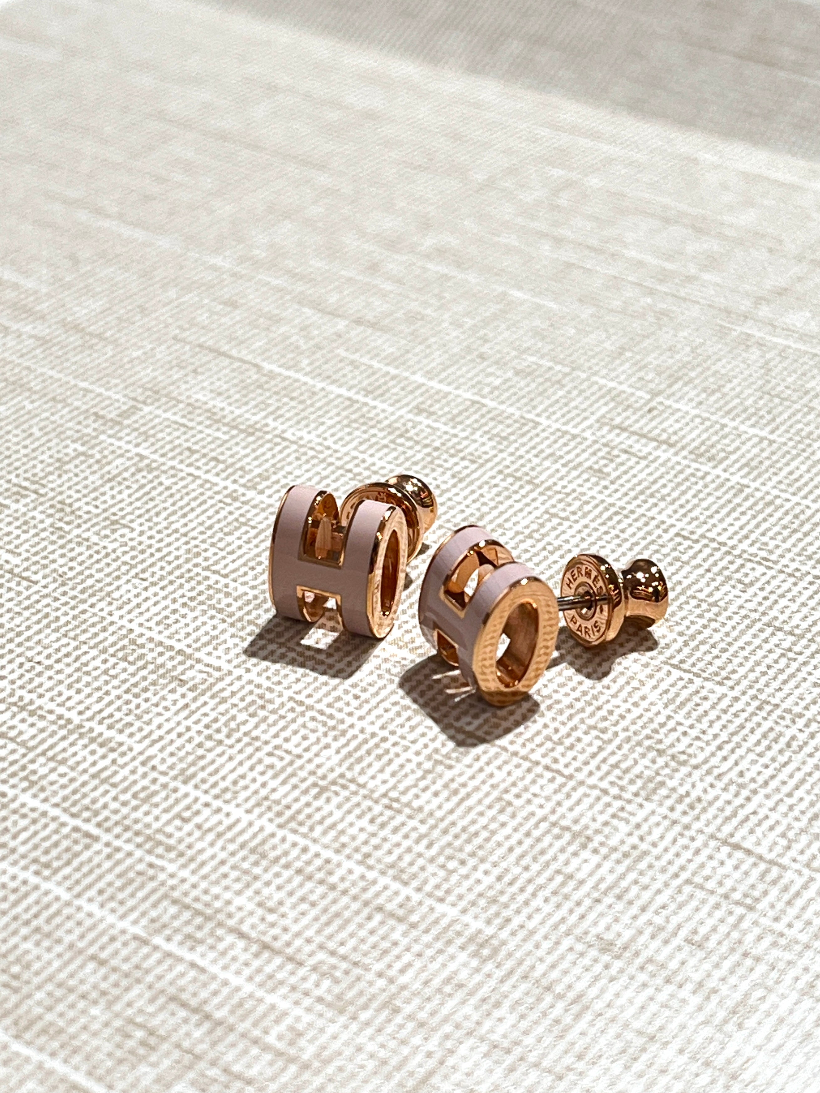 [New] Hermès Mini Pop H Earrings Poudre Rosegold