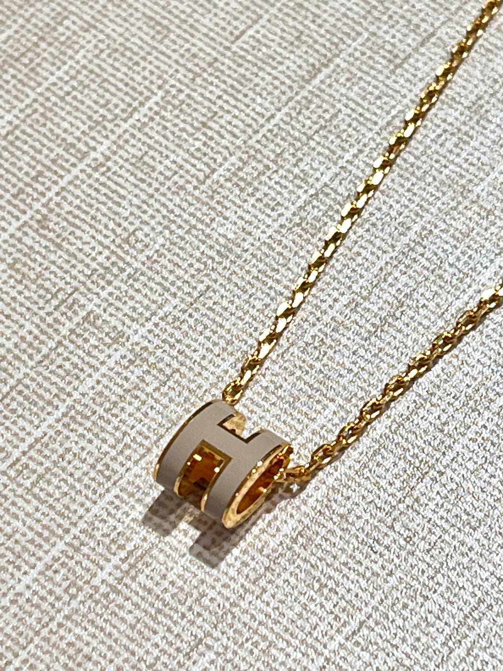 [New] Hermès Mini Pop H Pendant Marron Glacé Gold
