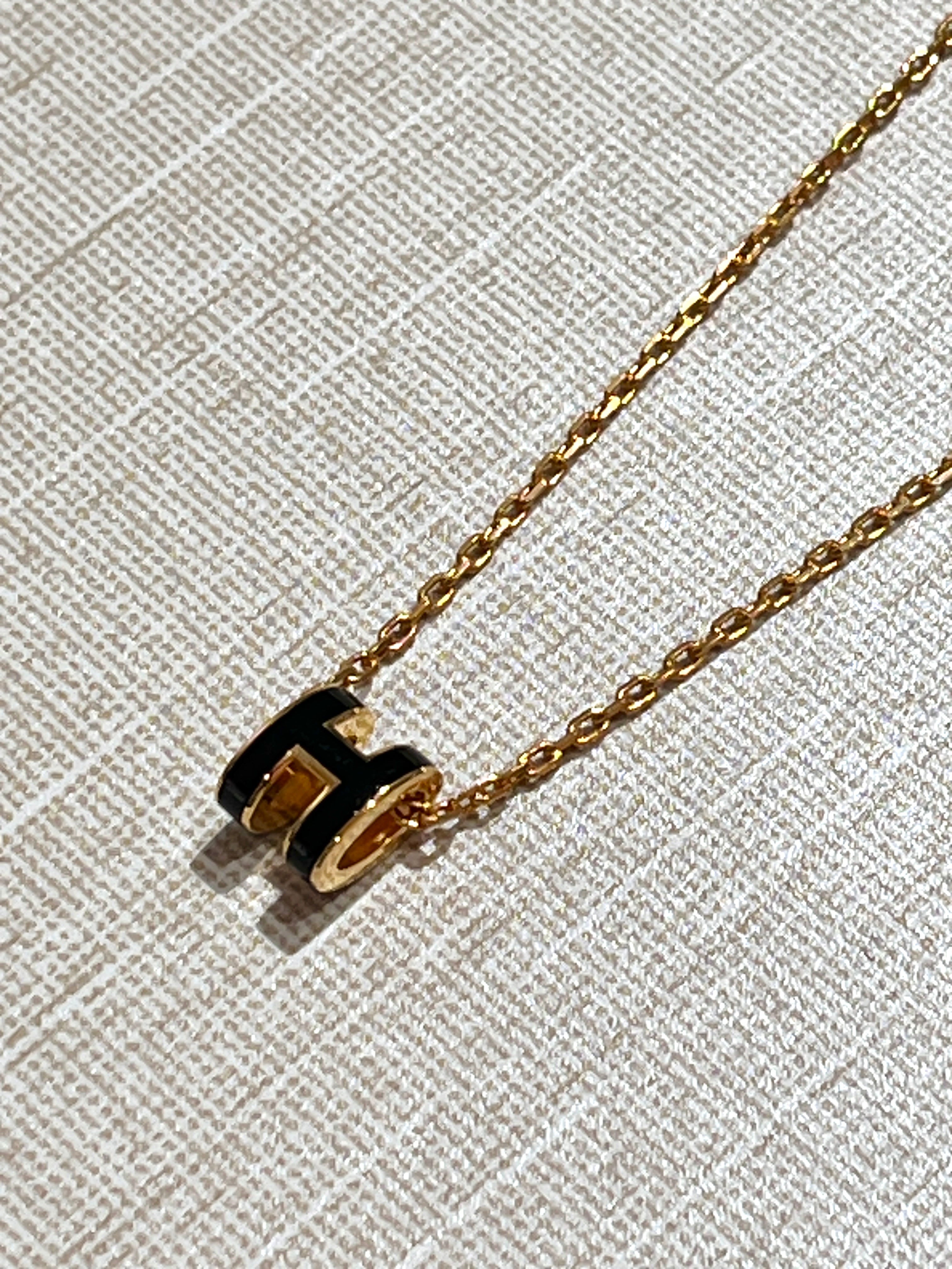 [New] Hermès Mini Pop H Pendant Black Gold