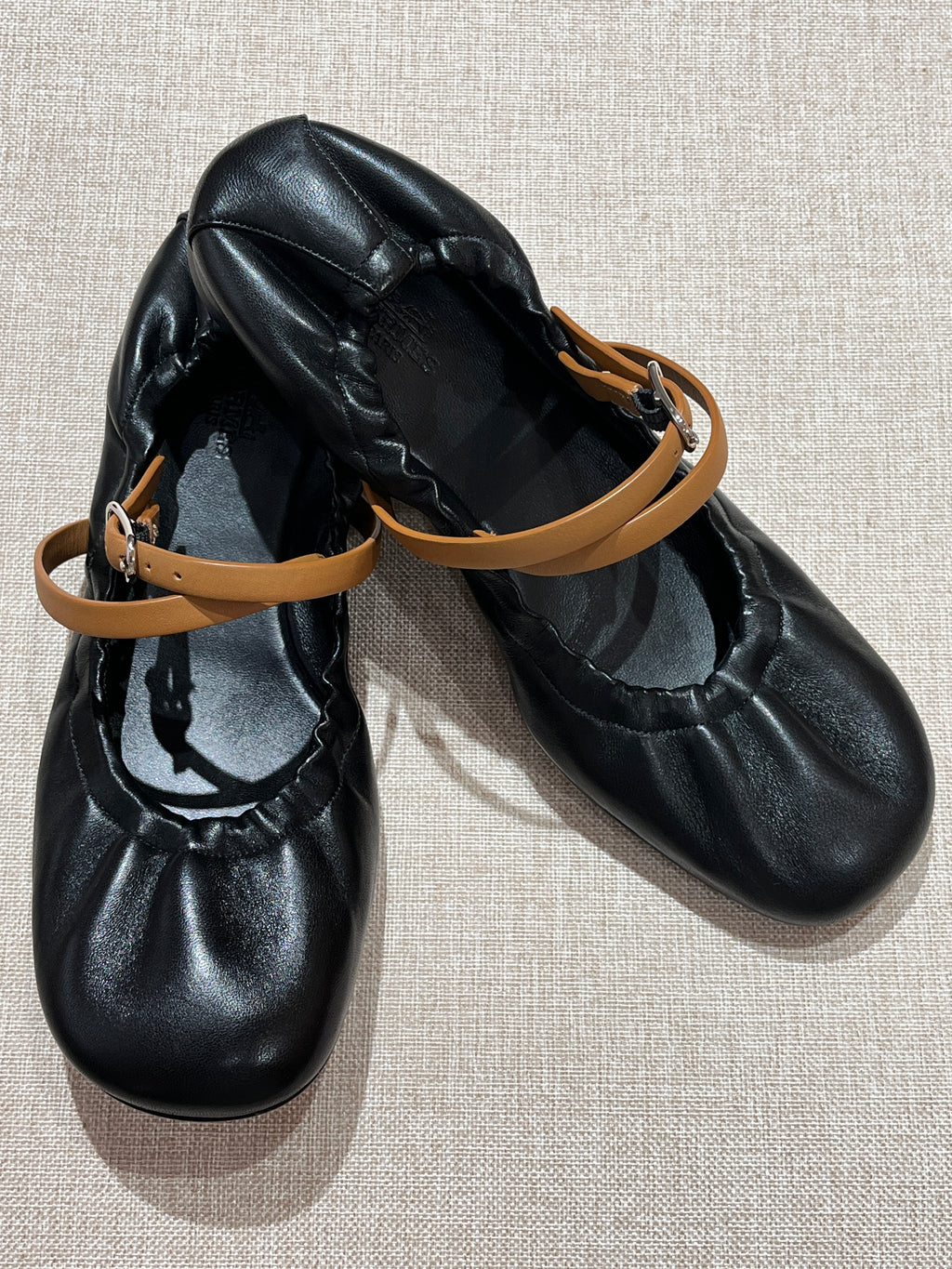 [New] Hermès Jolly Ballet Flat Noir/Naturel 37