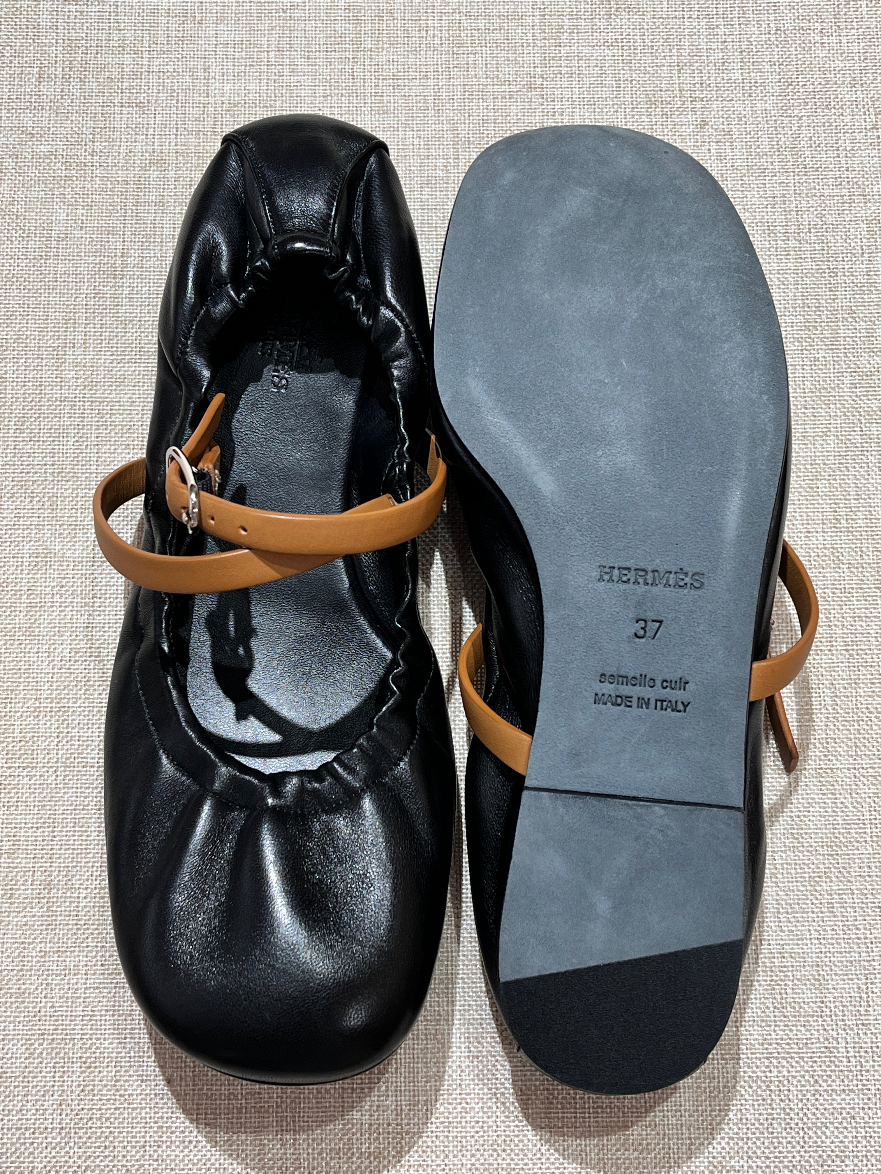 [New] Hermès Jolly Ballet Flat Noir/Naturel 37