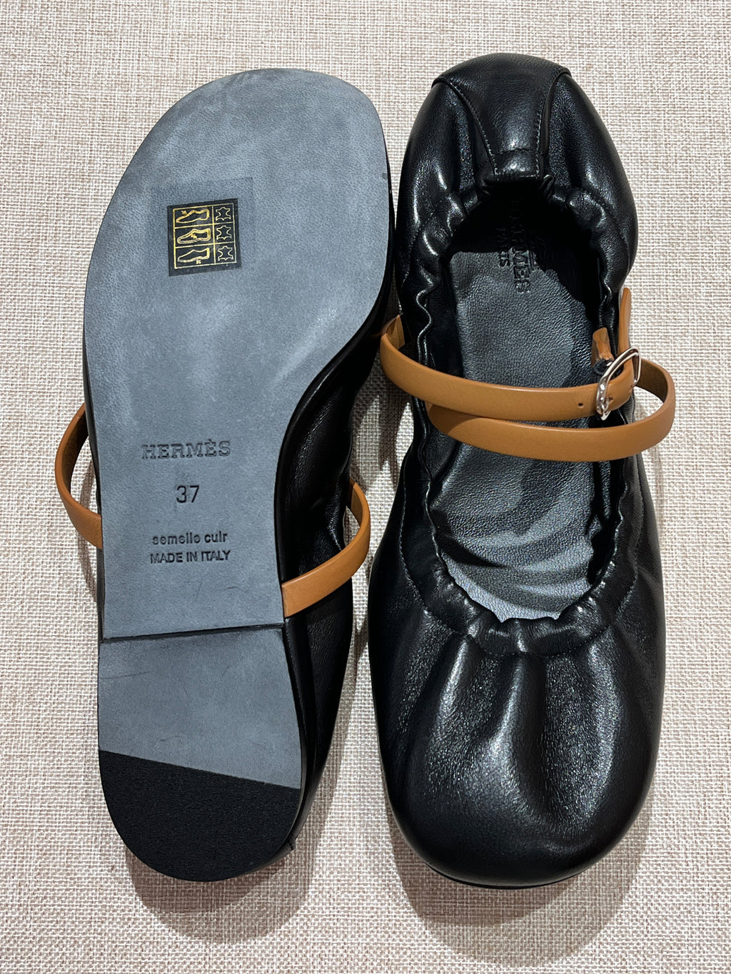 [New] Hermès Jolly Ballet Flat Noir/Naturel 37