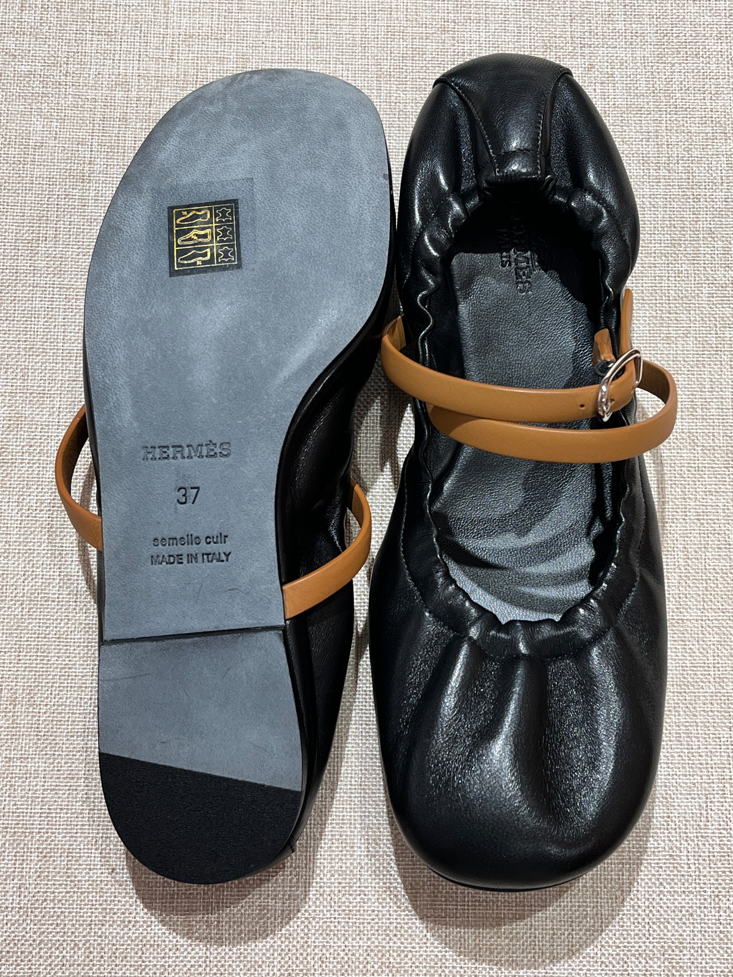 [New] Hermès Jolly Ballet Flat Noir/Naturel 37