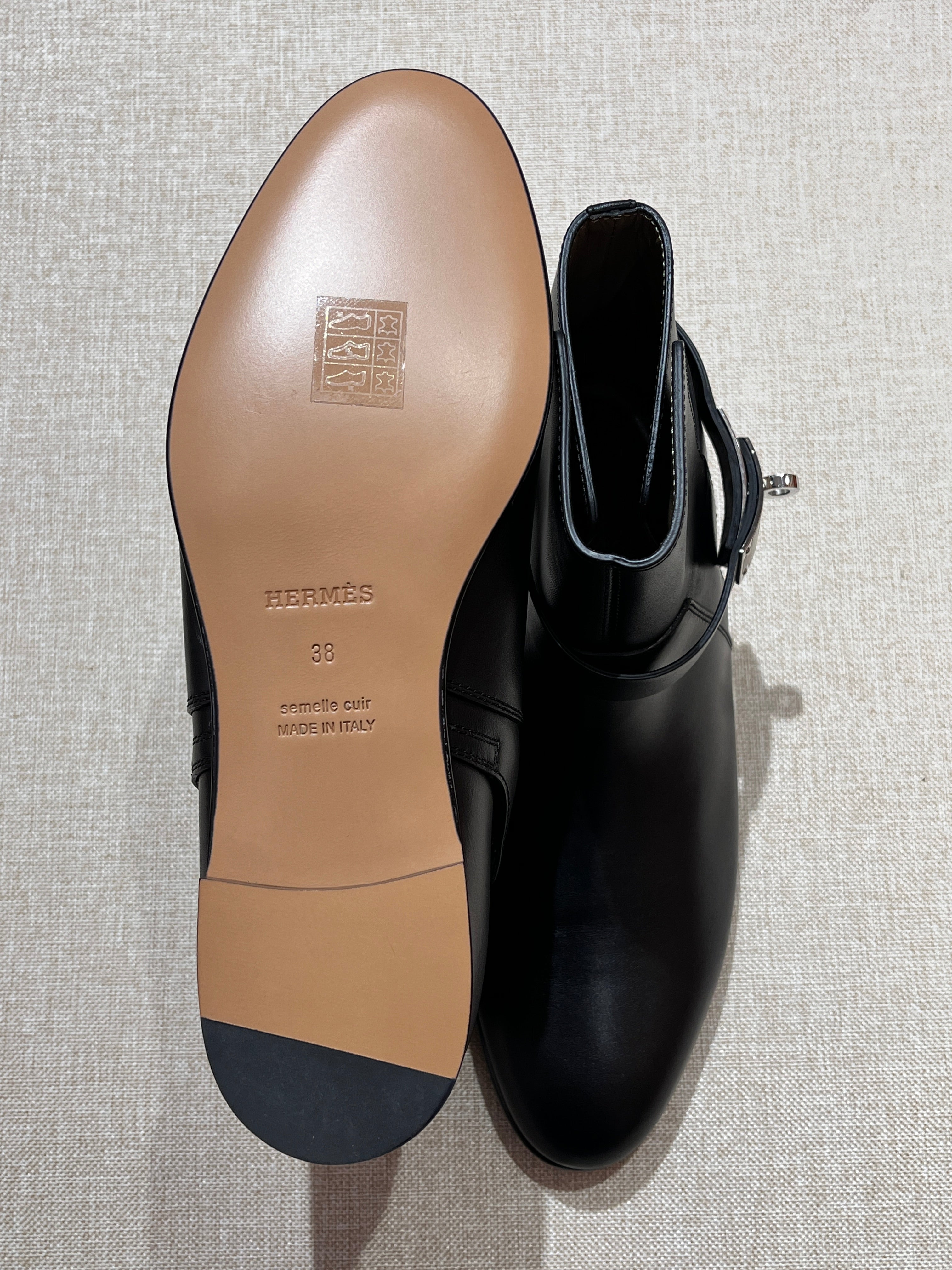[New] Hermès Neo Ankle Boot Black Silver 38