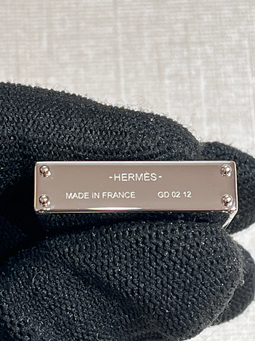[Preloved] Hermès Curiosute Kelly Laque H Vibration Charm