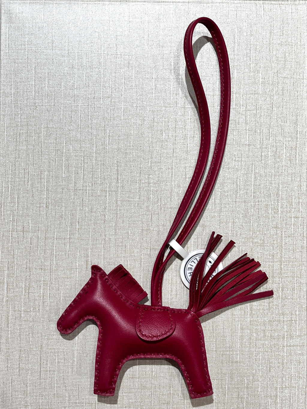 [New] Hermès Rodeo So Rubis PM