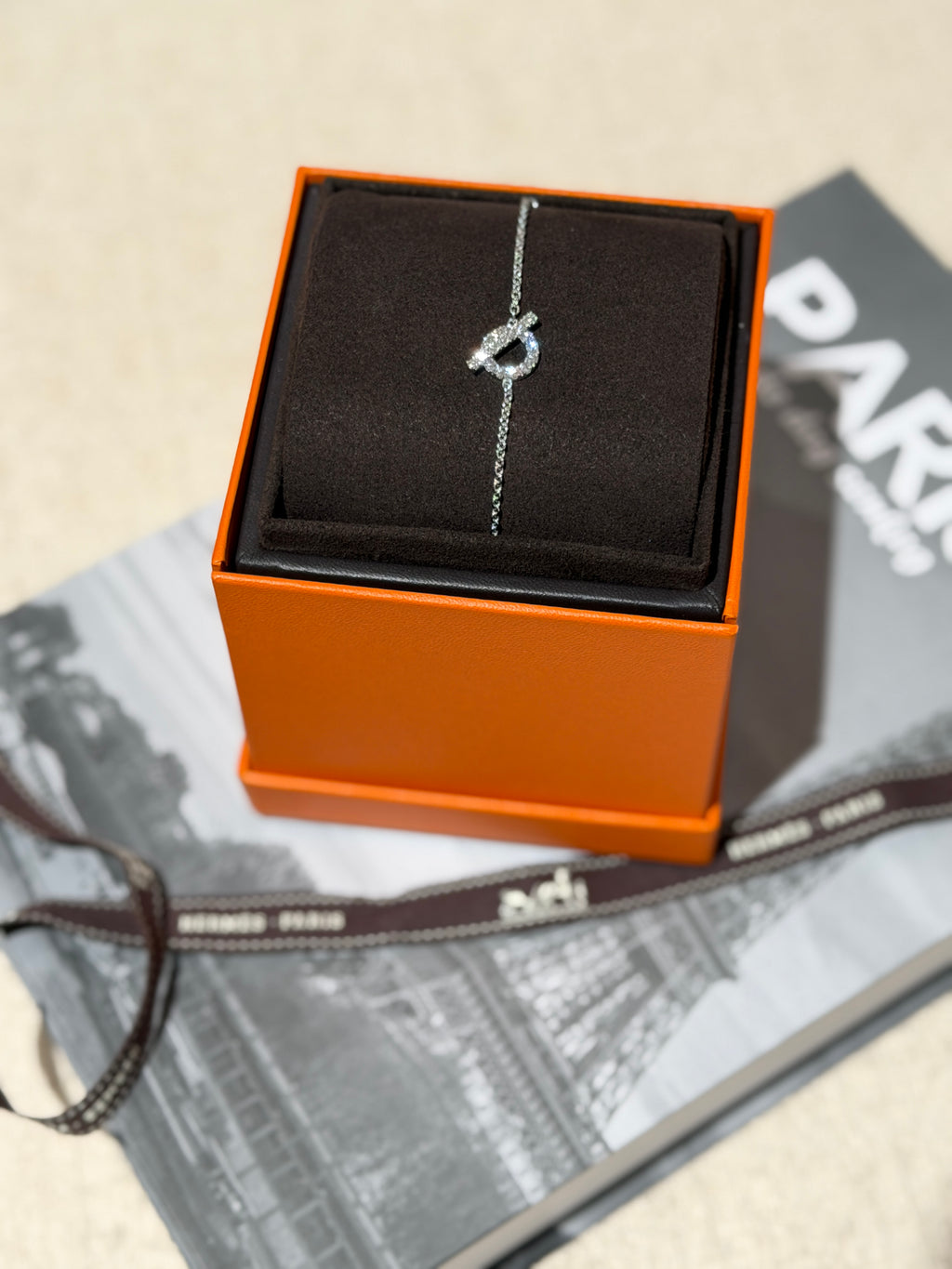 [New] Hermès Finesse Bracelet White Gold SH